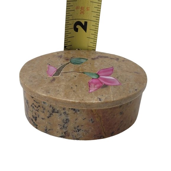 Vintage Stone Trinket Box with Inlaid Flower Design on Lid - Picture 9 of 10